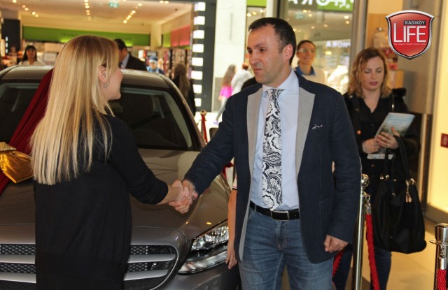 palladium-avm-cekilis-otomobil-talihli-metin-kus-ailesi-kadikoy-life-dergisi (11)