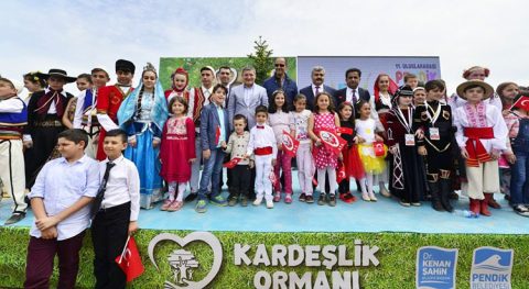 kardeslik-agaci-pendikte-dikildi (2)