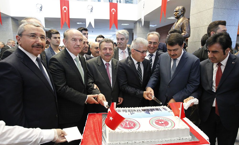 anadolu-adalet-sarayinda-yeni-adli-yil-acildi-1