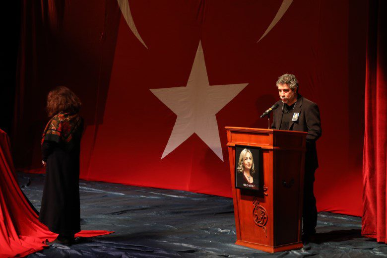 Hale Akınlı