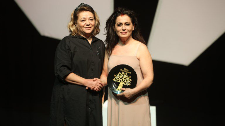 Nazan Kesal